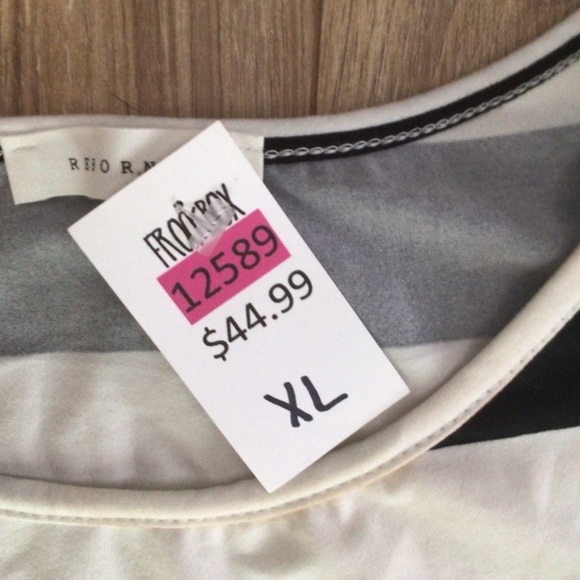 Striped Peplum Top - Picture 3 of 3